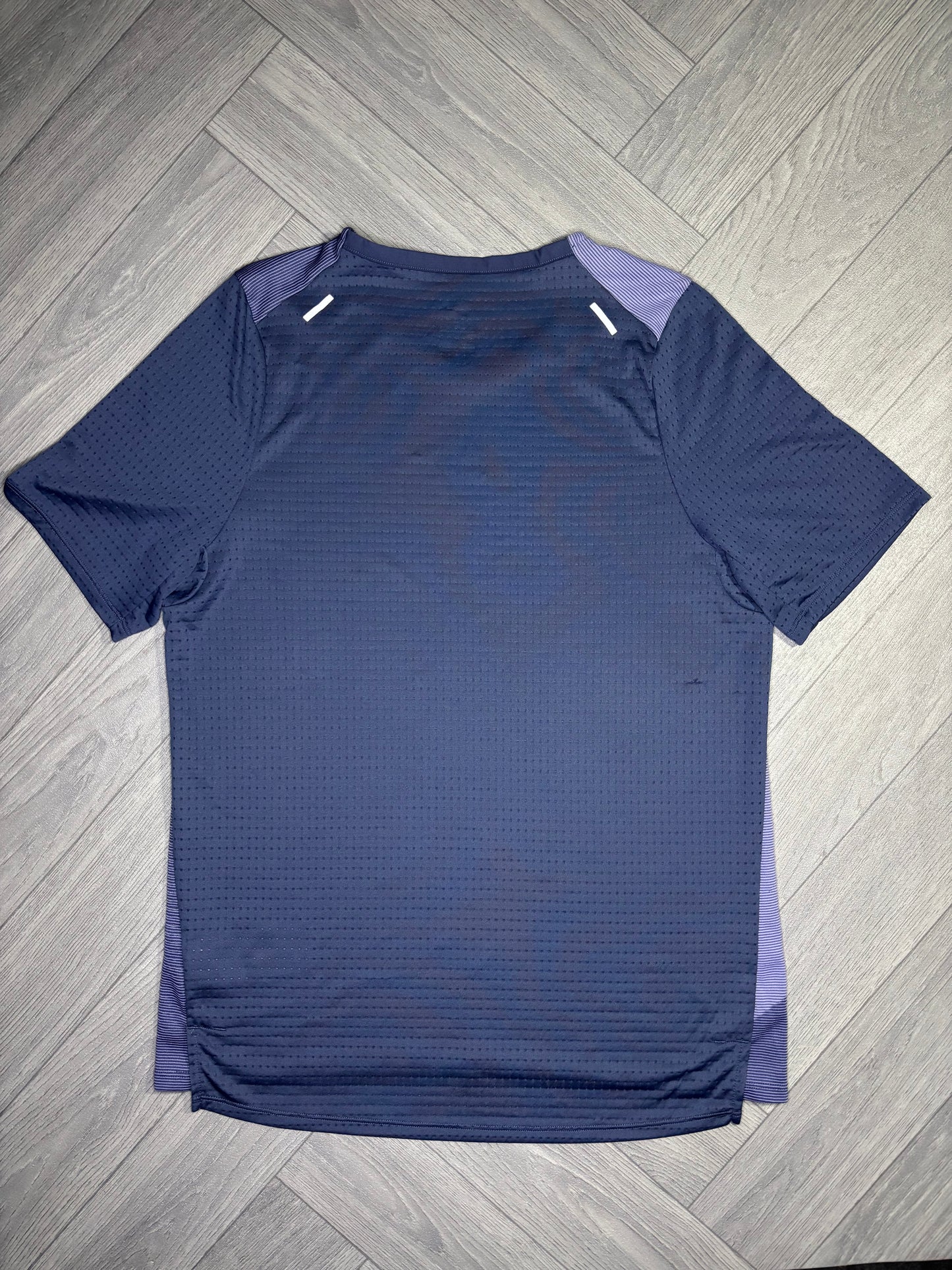 Nike Rise 365 Future Fast Tshirt (M)