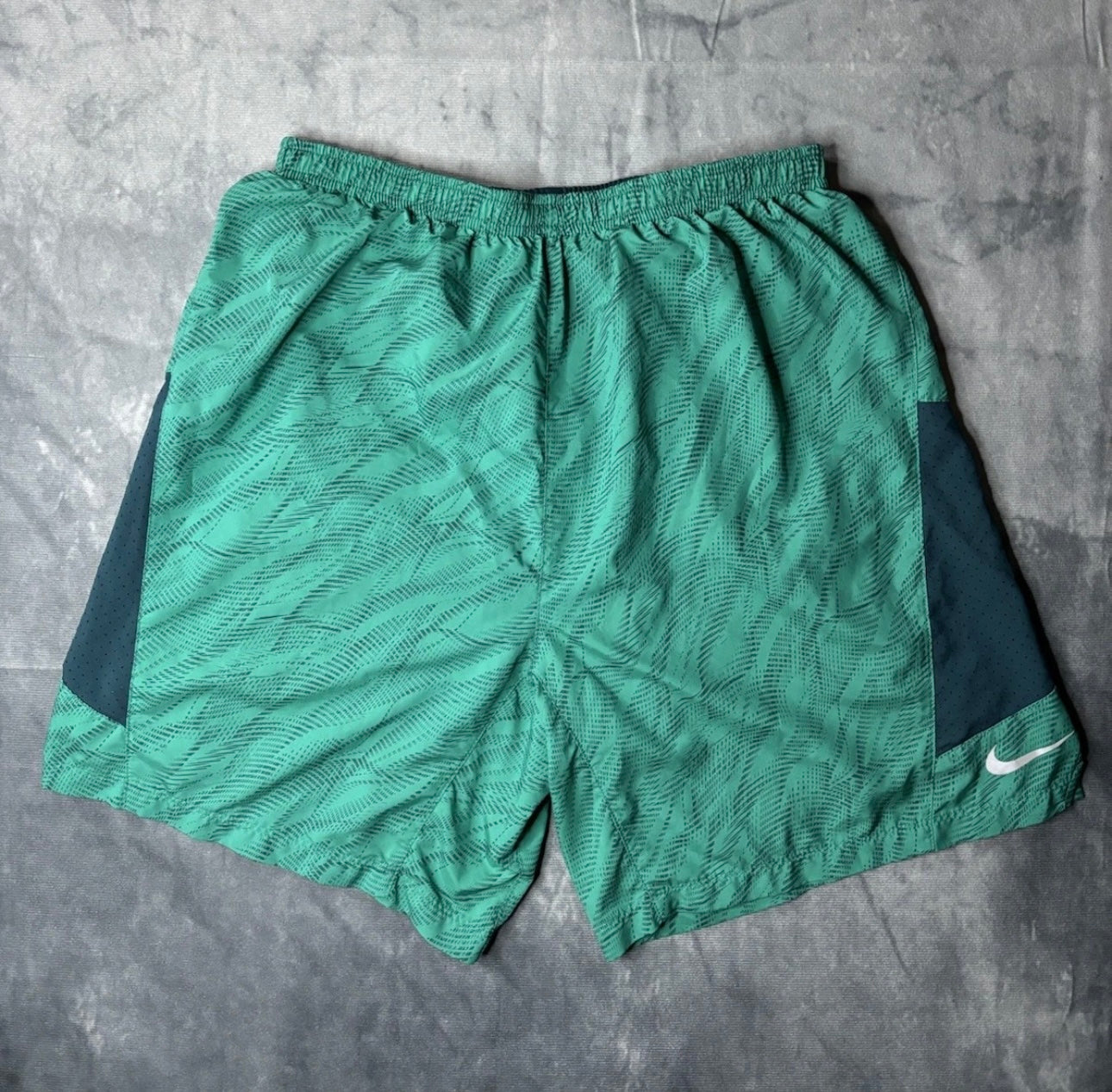Nike Dri-Fit Running Shorts (M)
