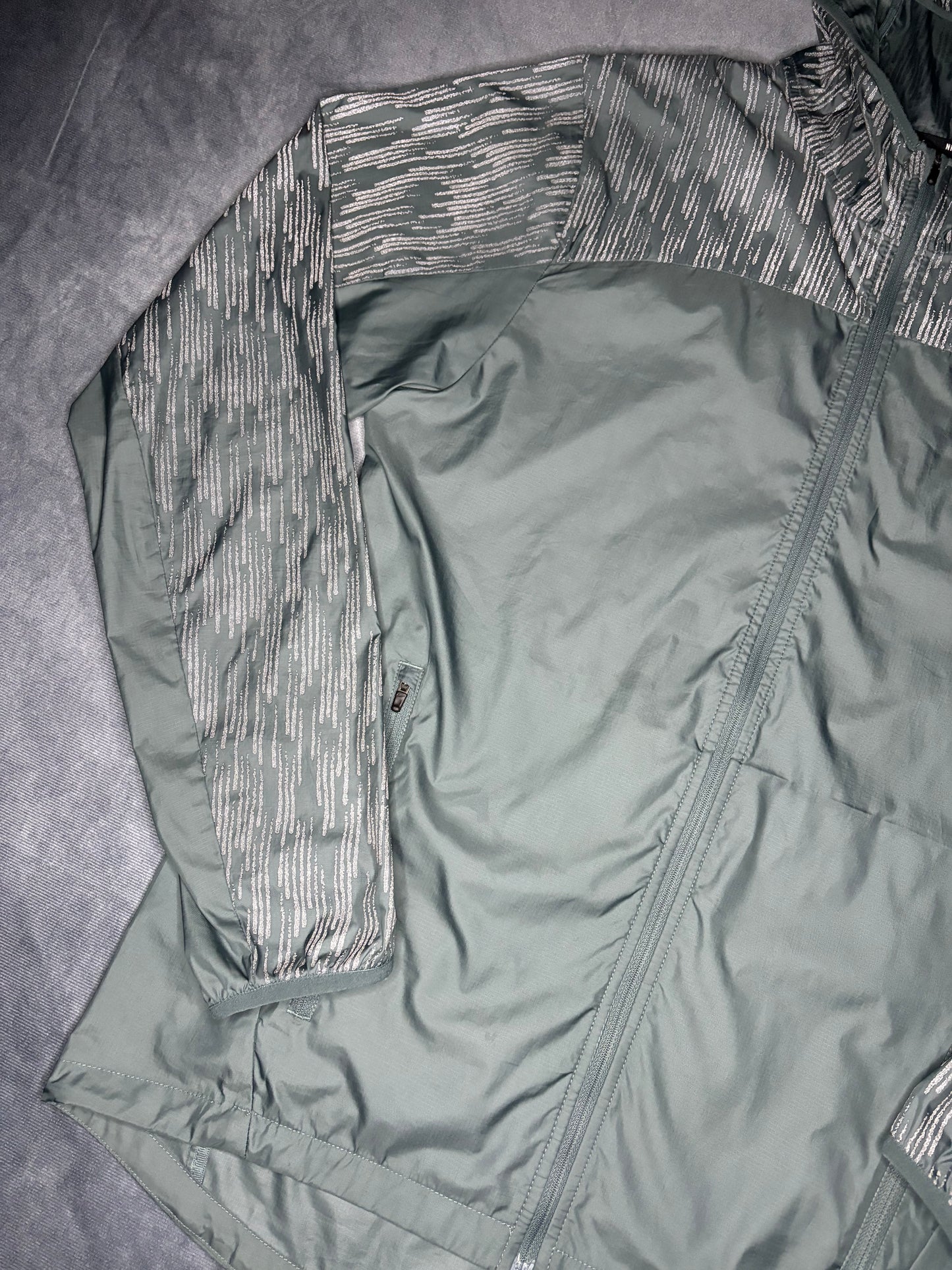 Nike Running Flash Lightweight Jacket (S)