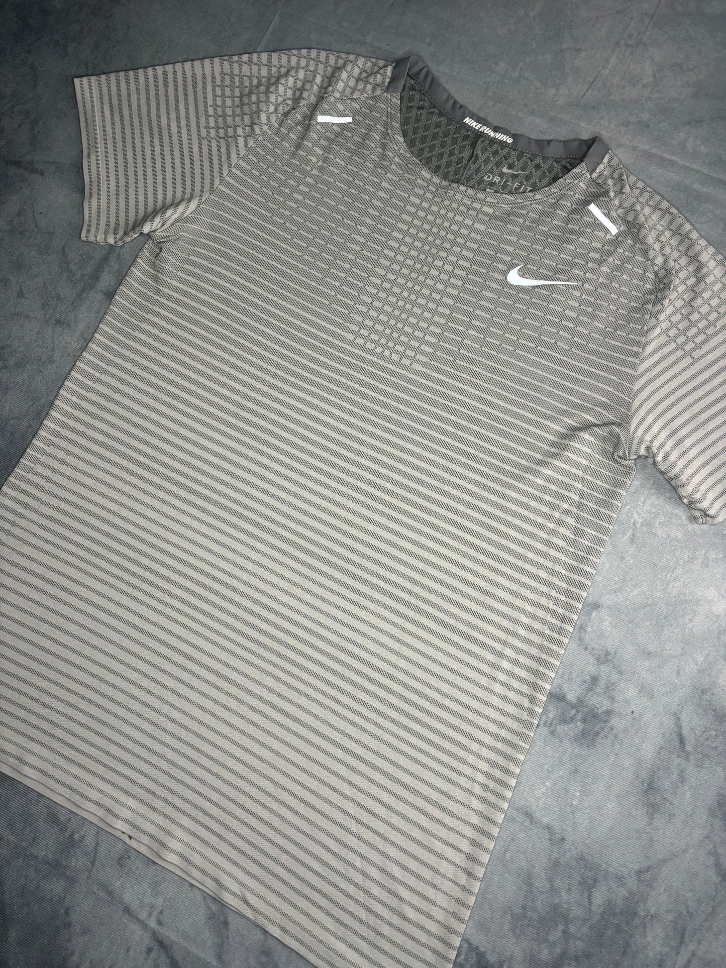 Nike Dri-Fit TechKnit Ultra Tshirt (S)