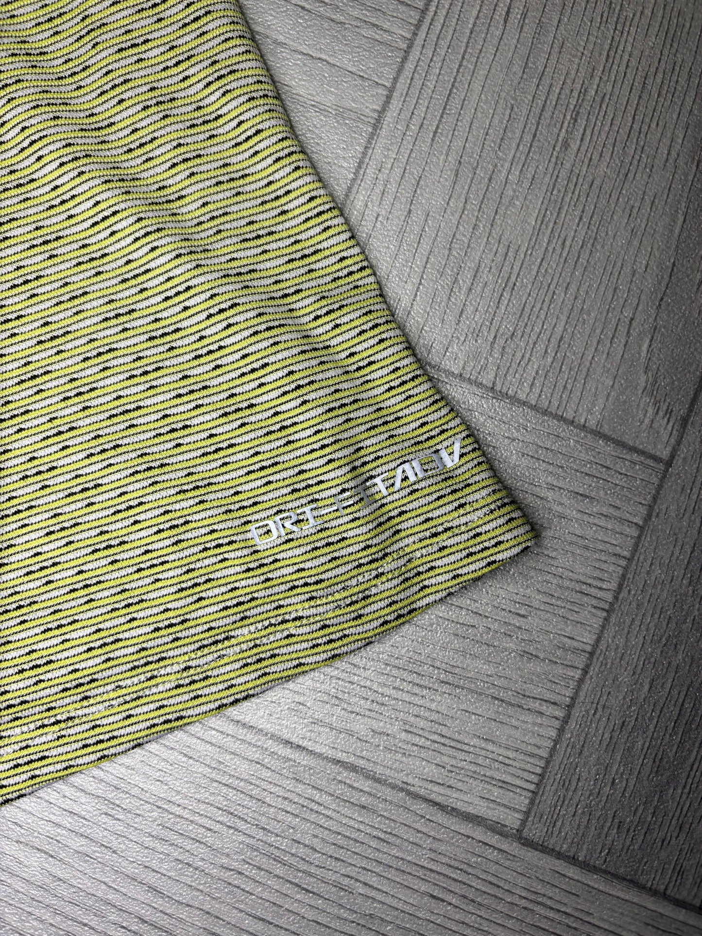 Nike Run Division ADV TechKnit Tshirt (M)