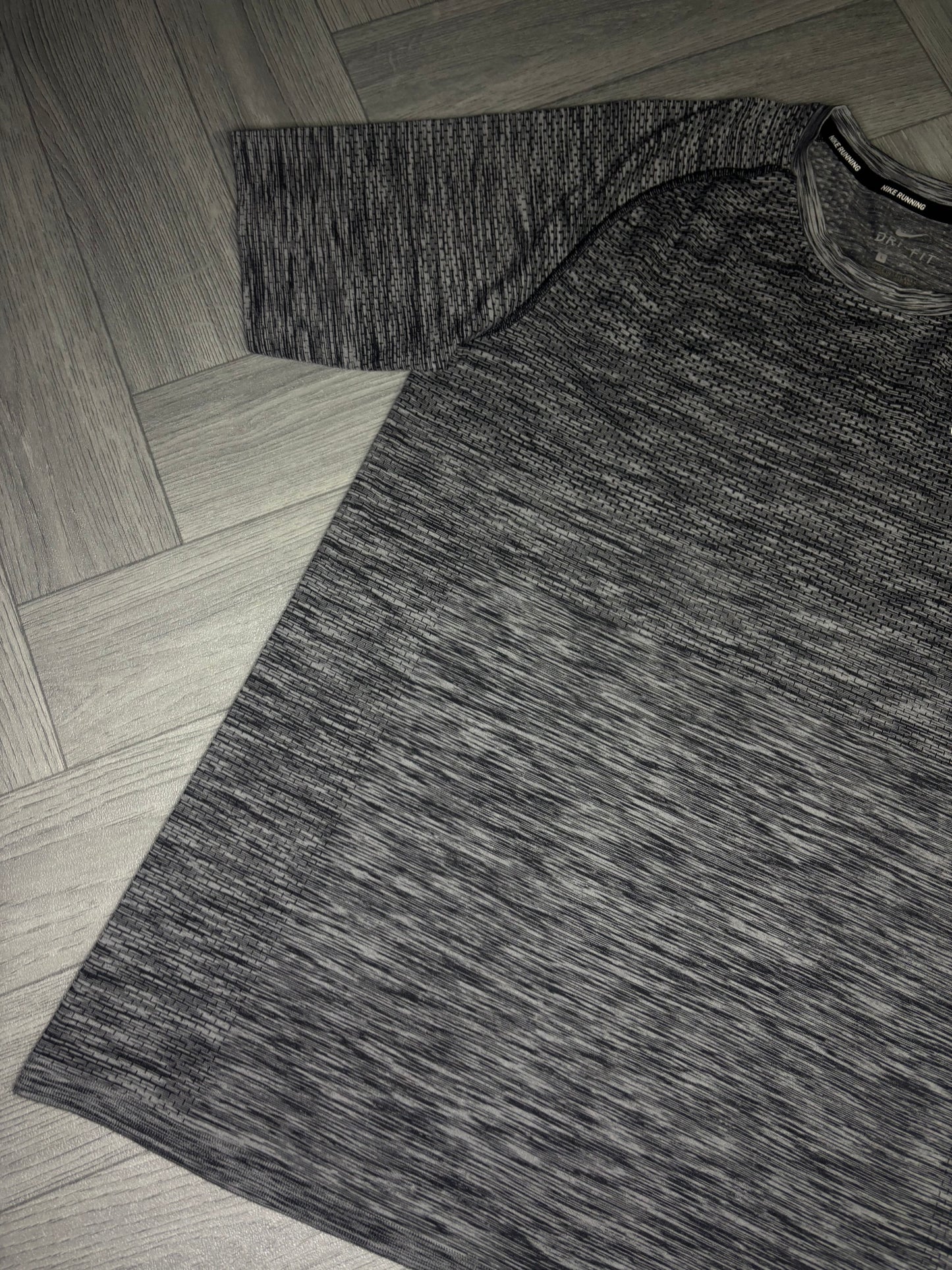 Nike Dri-Fit TechKnit 1.0 Tshirt (L)