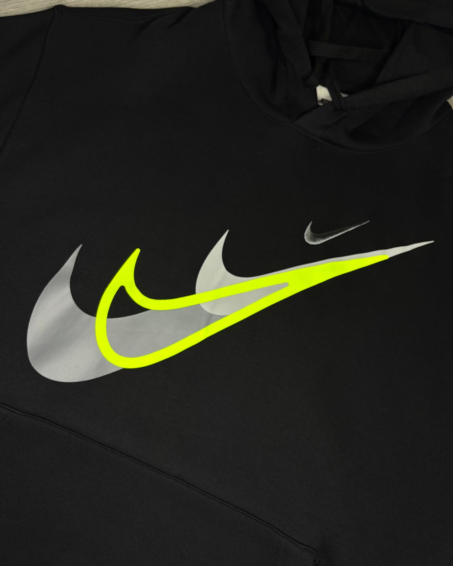 Nike Sportwear ‘OG Neon Swoosh’ Hoodie (L)