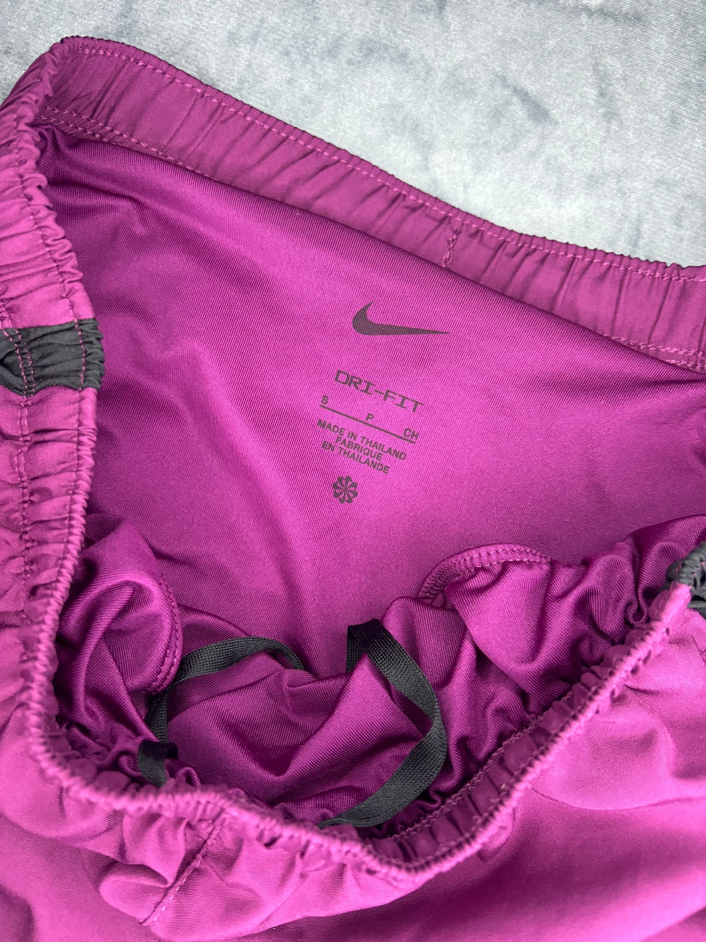 Nike Dri-Fit Challenger Shorts (S)