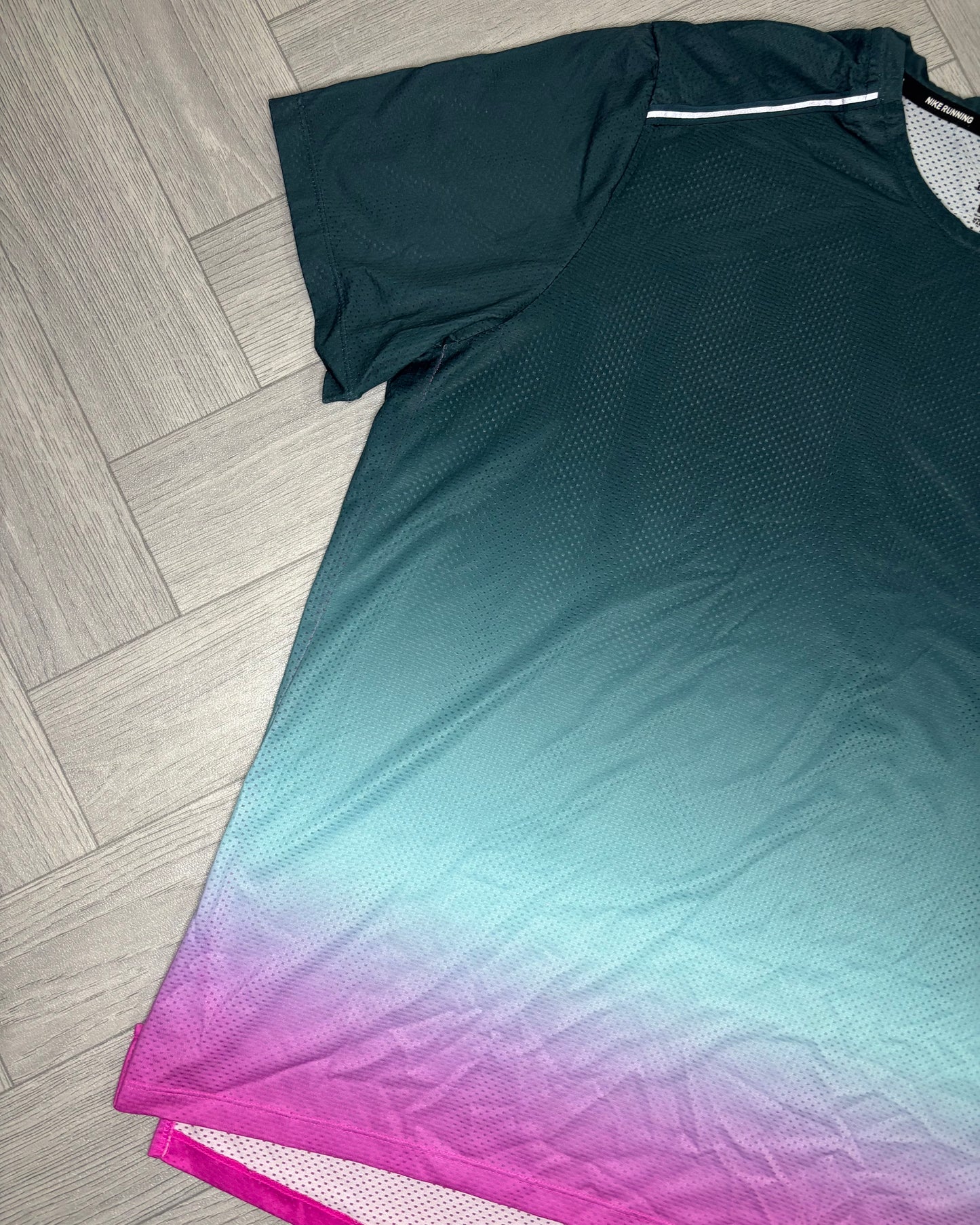 Nike Dri-Fit Gradient Miler Tshirt (XL)