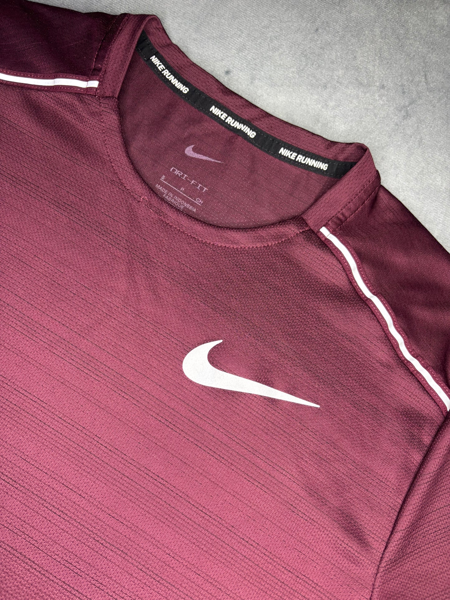 Nike Dri-Fit Miler 1.0 Tshirt (S)